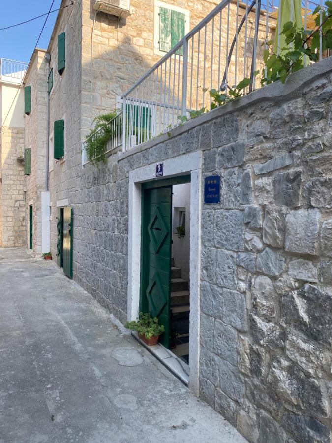 Apartment Stari Dvor Kaštela エクステリア 写真