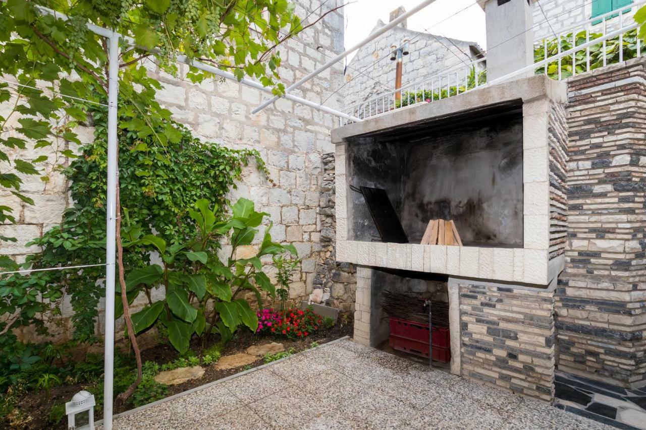 Apartment Stari Dvor Kaštela エクステリア 写真