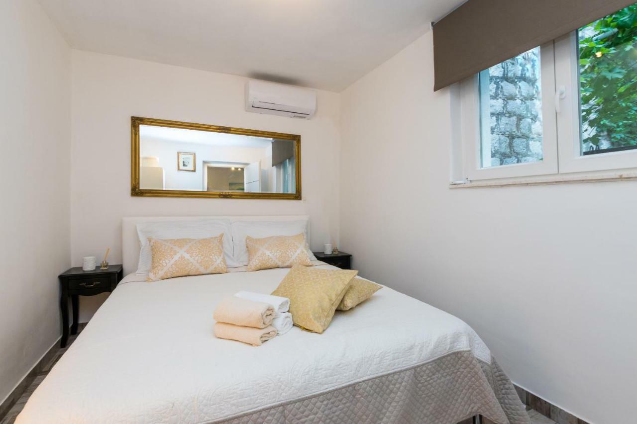 Apartment Stari Dvor Kaštela エクステリア 写真
