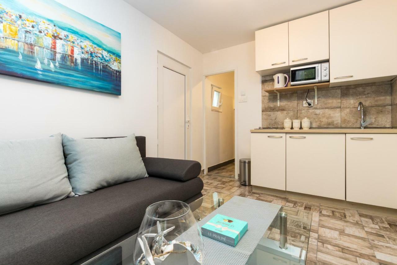 Apartment Stari Dvor Kaštela エクステリア 写真